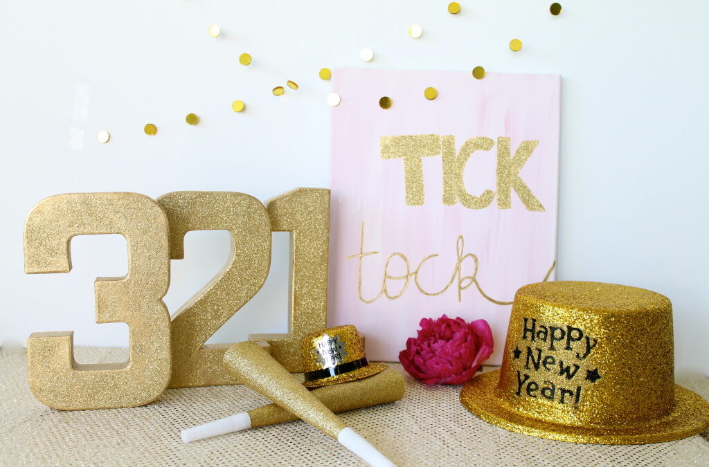 Simple New Year’s Eve Party Decor